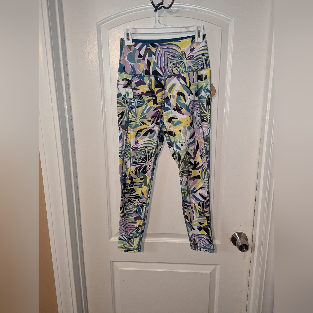 New Women's DIP Active Wear